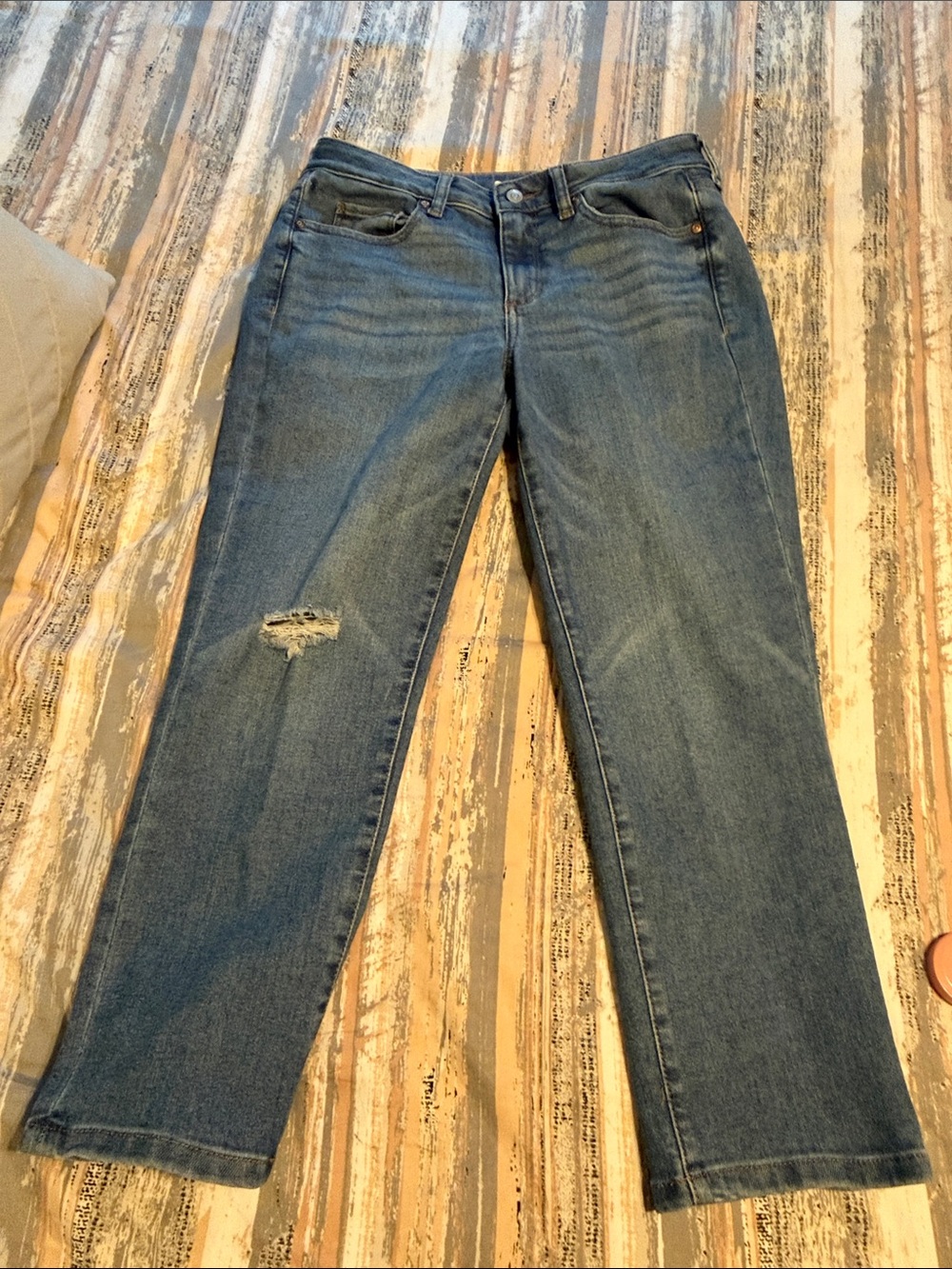 Sonoma Denim Capris in Medium Blue with Knee Distress